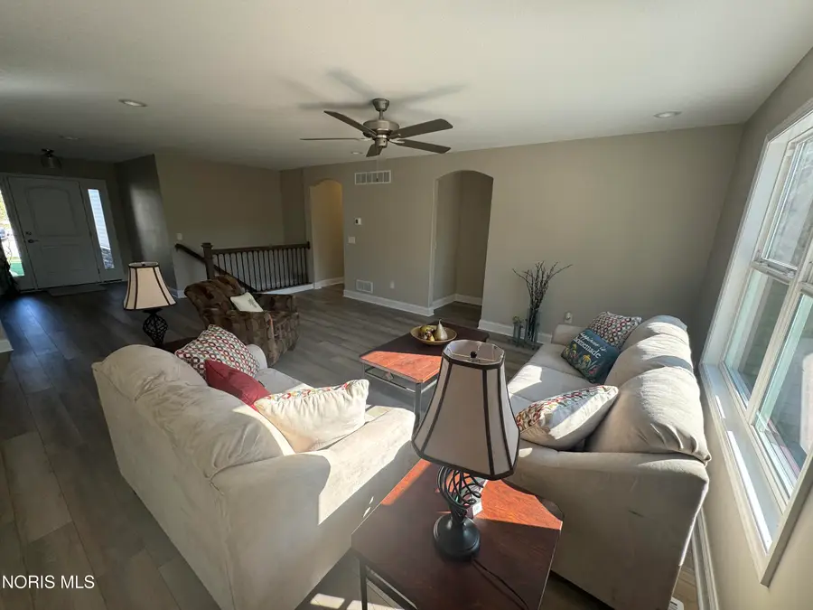 1053 Plum Grove Lane, Toledo, OH 43615 - #3