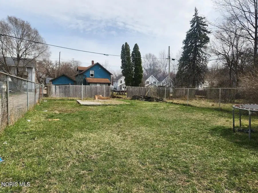 317 Eldred Avenue, Toledo, OH 43609 - #3