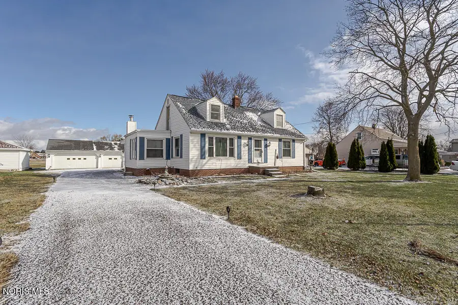 5837 Seaman Road, Oregon, OH 43616 - #2