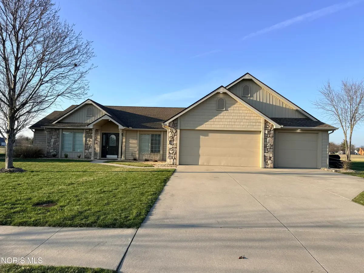 706 Briarwood Lane, Bryan, OH 43506 - #1