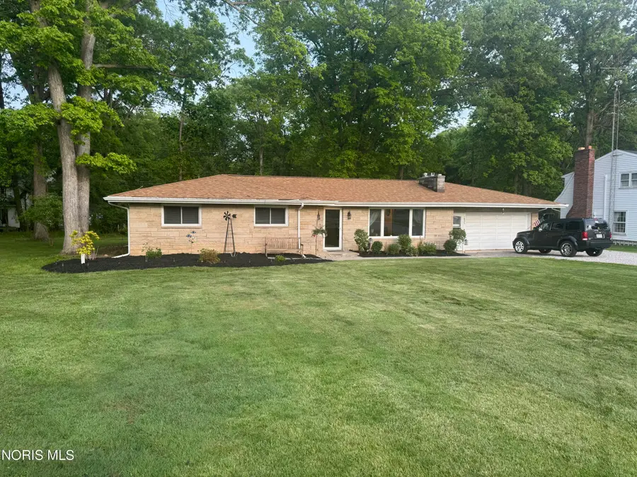 1635 S Clinton Street, Defiance, OH 43512 - #2