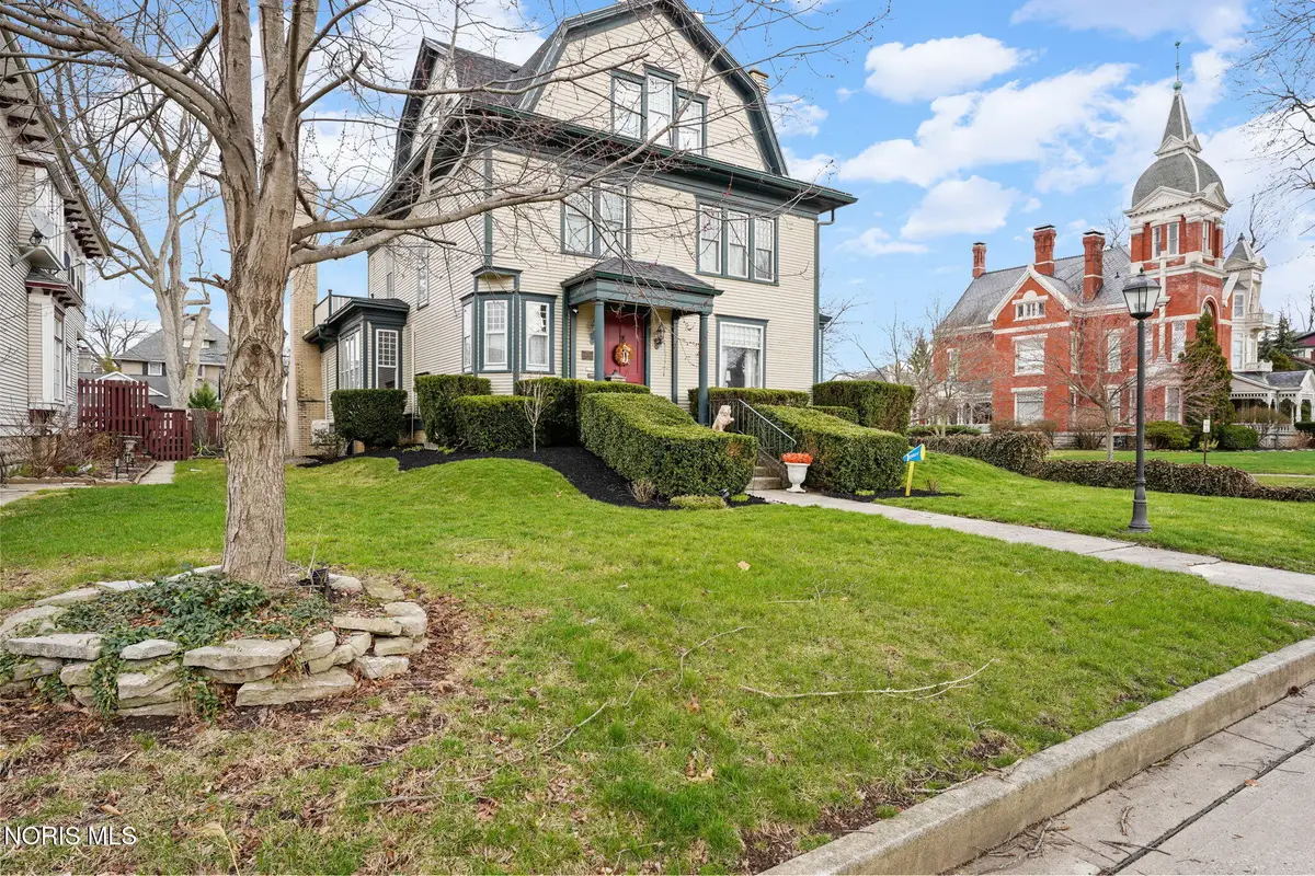 1041 S Main Street, Findlay, OH 45840 - #1