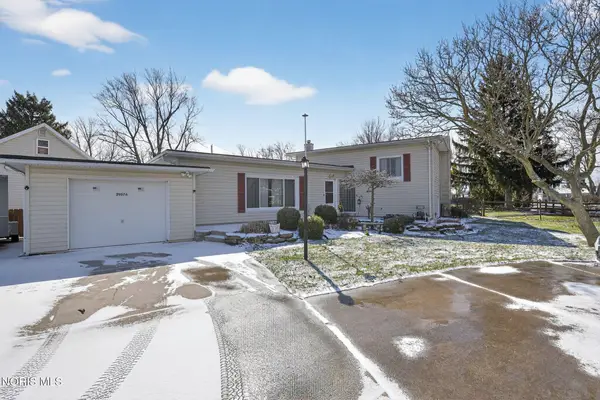 29076 Harriet Street, Millbury, OH 43447