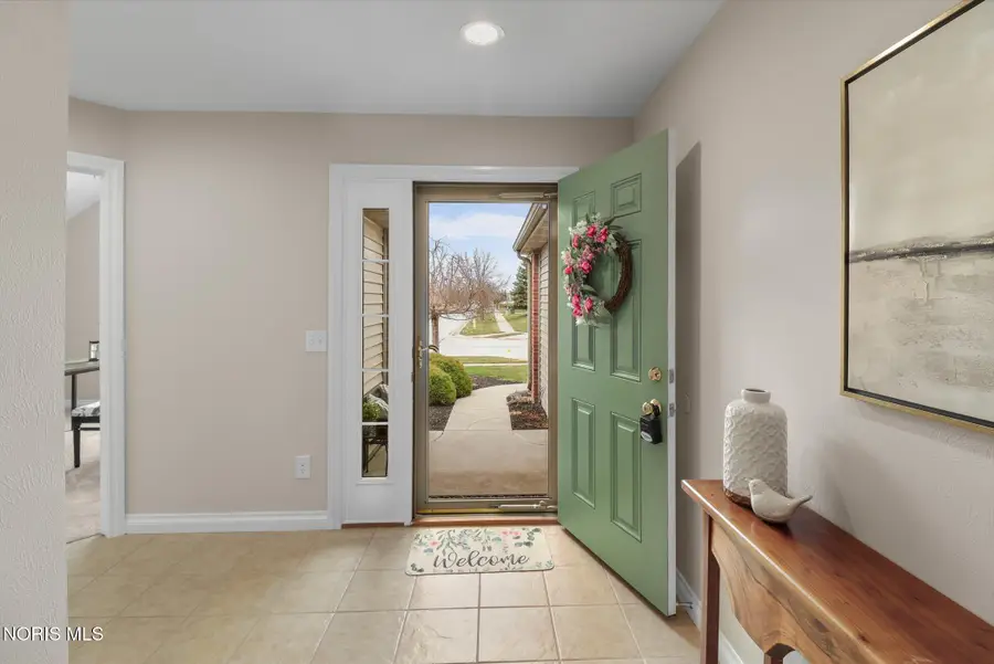 10835 S Lakes Drive, Perrysburg, OH 43551 - #3