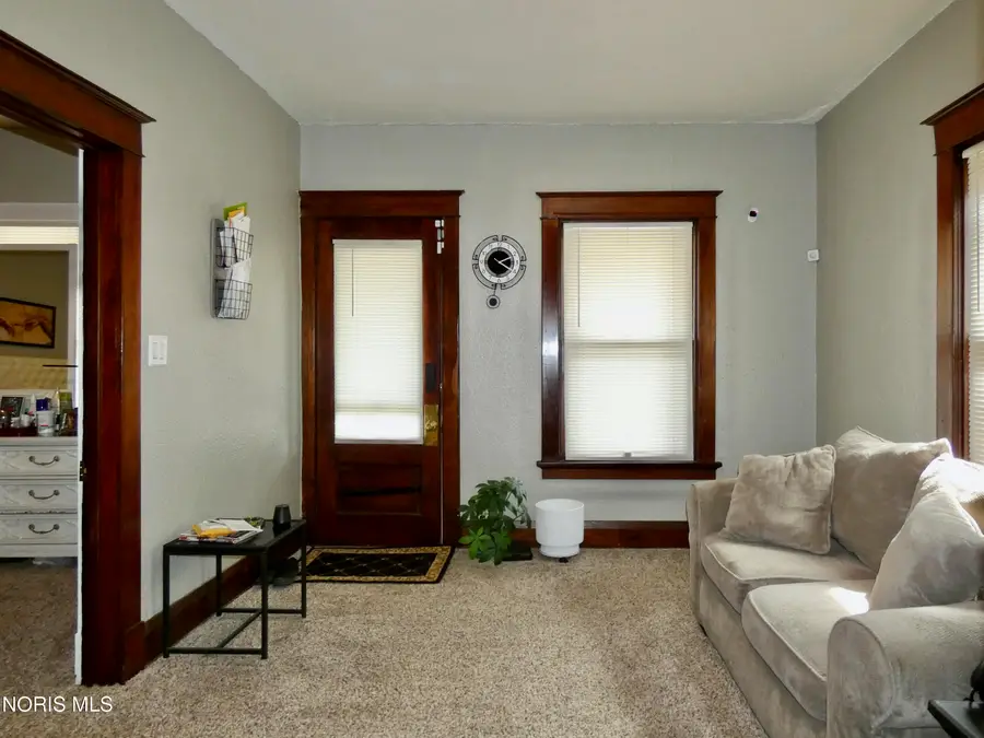 2013 Caledonia Street, Toledo, OH 43605 - #2