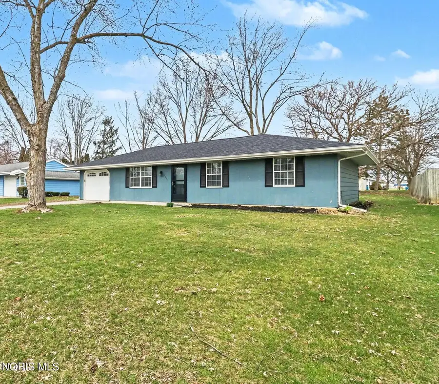 1025 Colonial Lane, Bryan, OH 43506 - #3