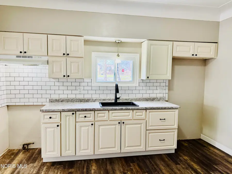 219 Storrs, Toledo, OH 43609 - #2