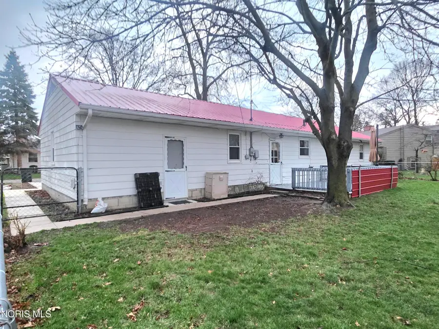 711 Natlin Drive, Fostoria, OH 44830 - #3