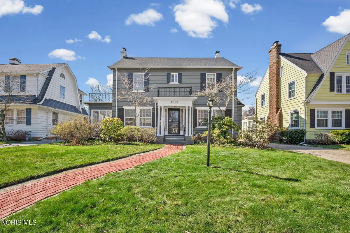 3447 Brantford Road, Ottawa Hills, OH 43606 - #1