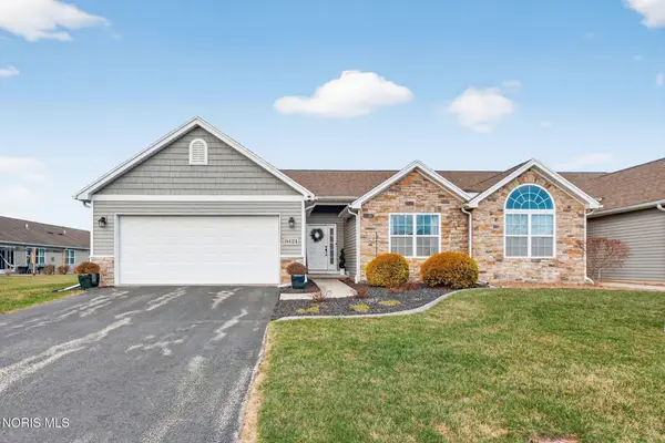8424 Birchwood Lane, Northwood, OH 43619
