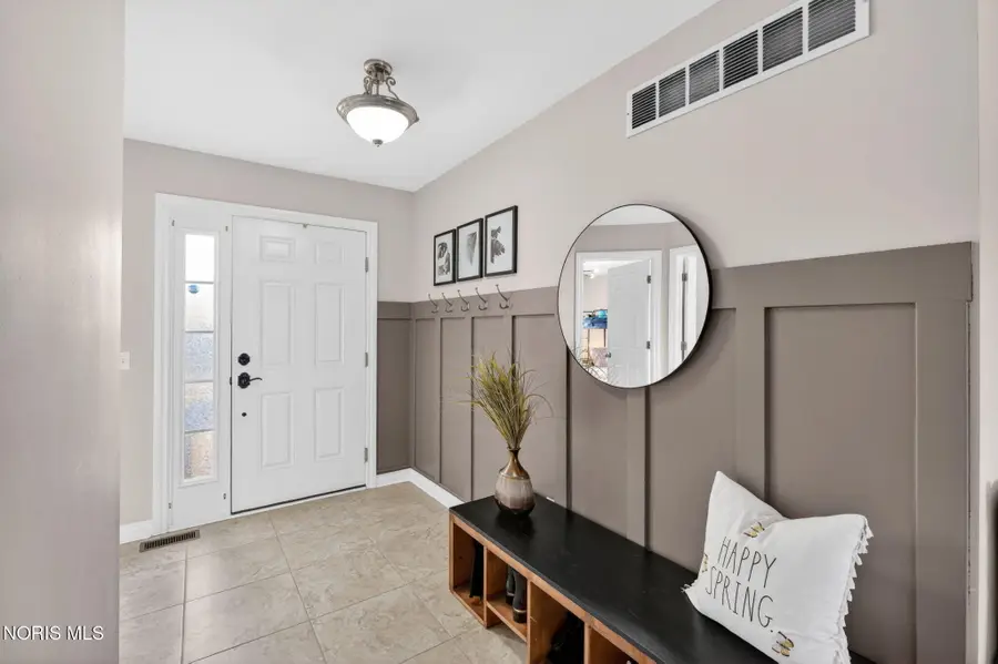 8424 Birchwood Lane, Northwood, OH 43619 - #2