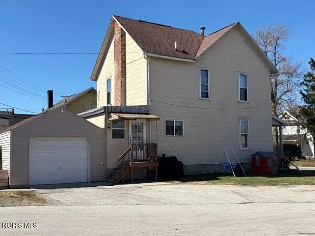 376 E Perry Street, Tiffin, OH 44883 - #3
