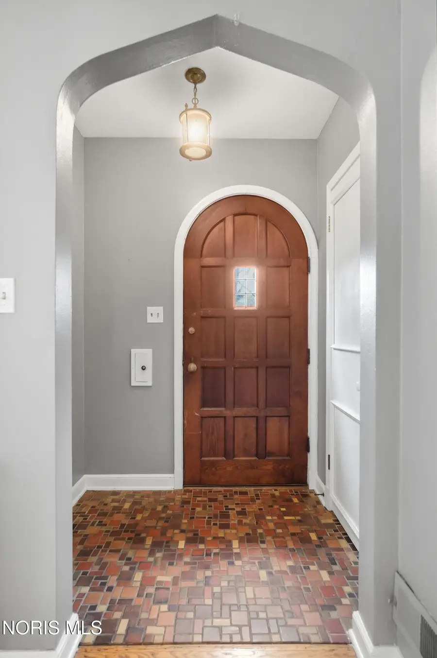 2523 Orchard Road, Ottawa Hills, OH 43606 - #3