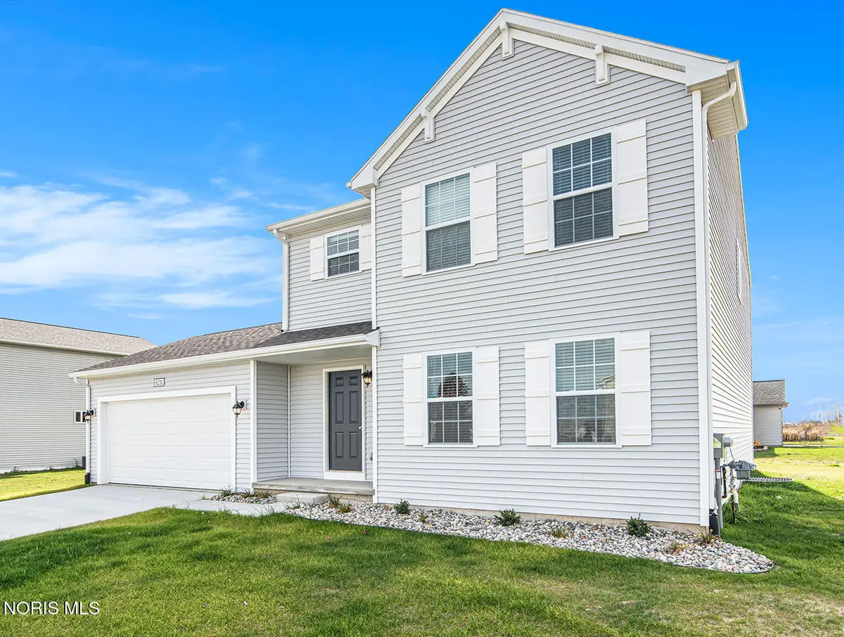 1067 Seneca Drive, Wauseon, OH 43567 - #1