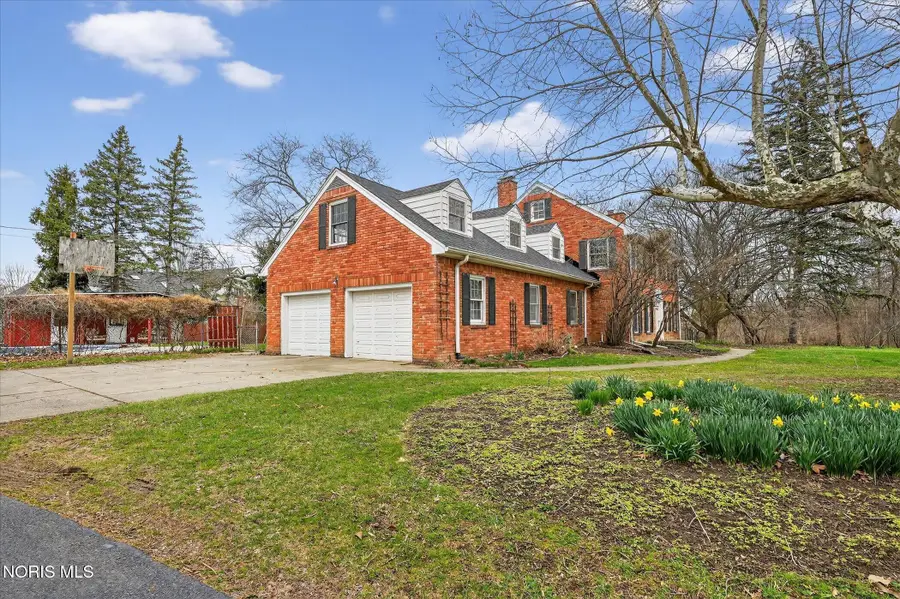 8118 Erie Street, Sylvania, OH 43560 - #2