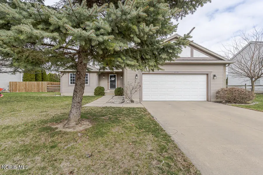 1118 Sandpiper Lane, Bowling Green, OH 43402 - #2