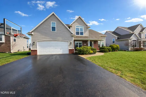 2873 Woods Edge Road, Perrysburg, OH 43551