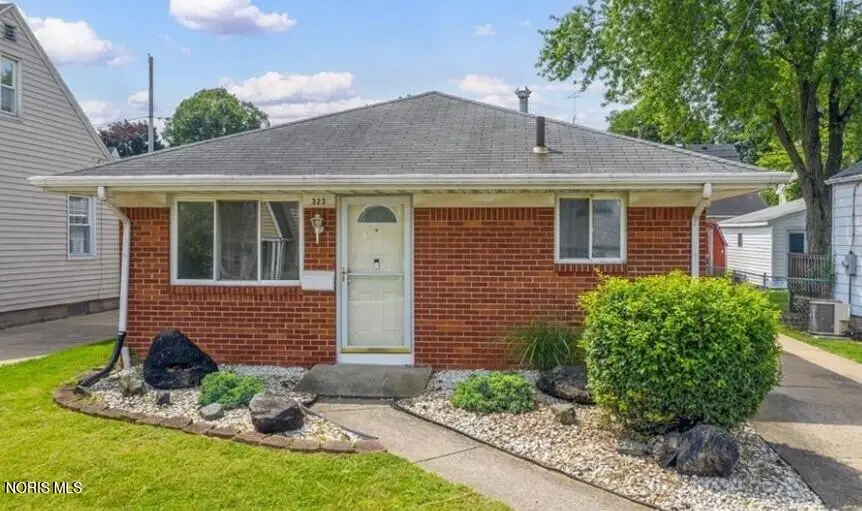 323 W Crawford Avenue, Toledo, OH 43612 - #1