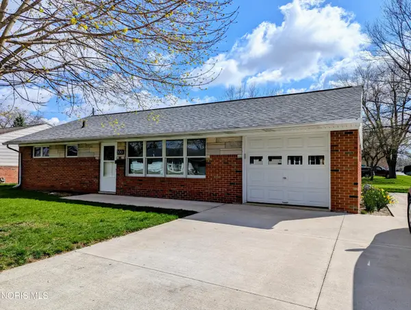 300 Degroff Avenue, Archbold, OH 43502