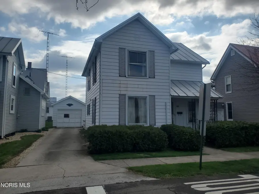 131 N Hazel Street, Upper Sandusky, OH 43351 - #2