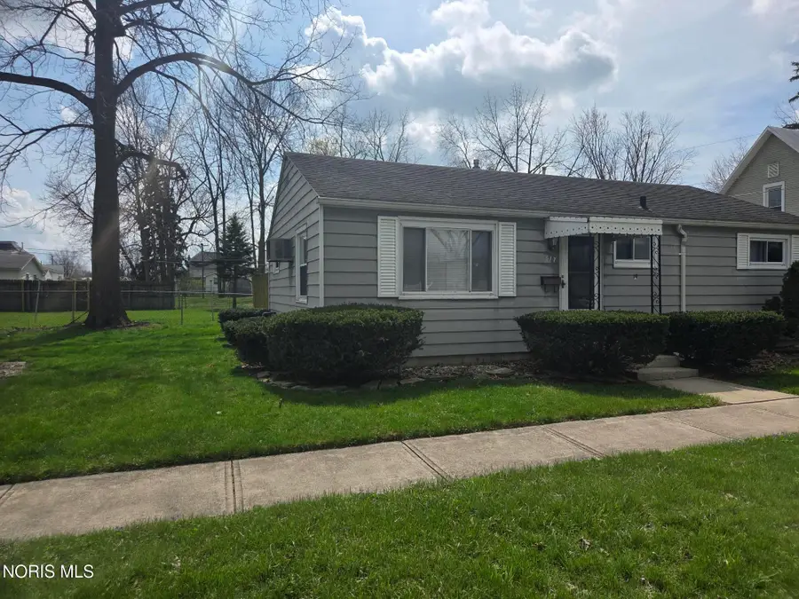 617 Lynn Street, Findlay, OH 45840 - #2