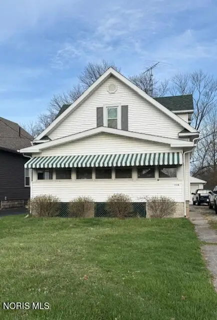 426 N Locust Street, Oak Harbor, OH 43449 - #1