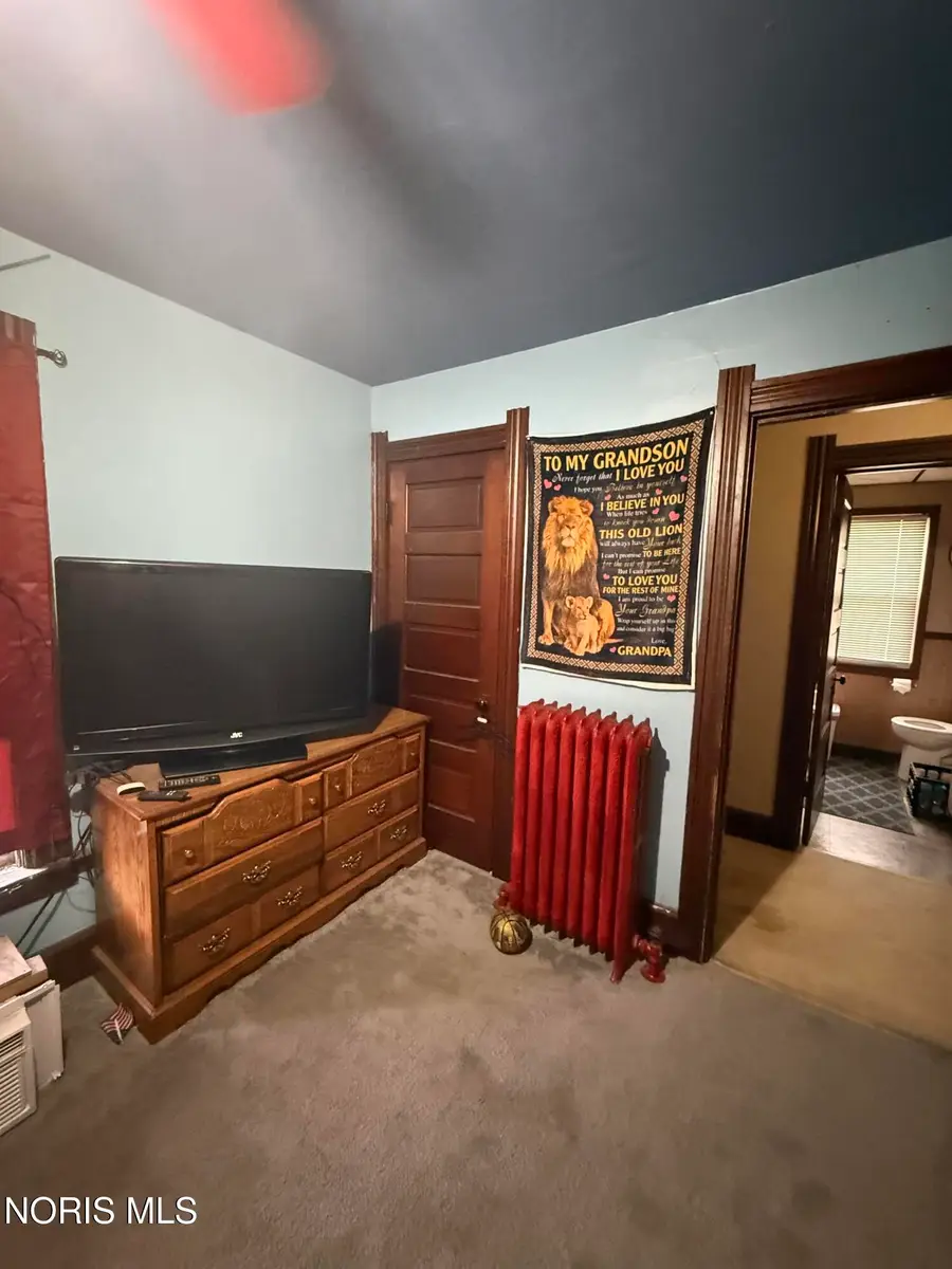 572 Yondota Street, Toledo, OH 43605 - #2