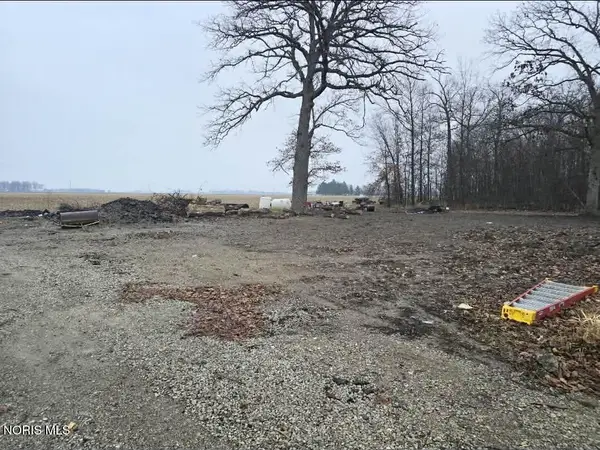 13205 Oris Avenue, Defiance, OH 43512