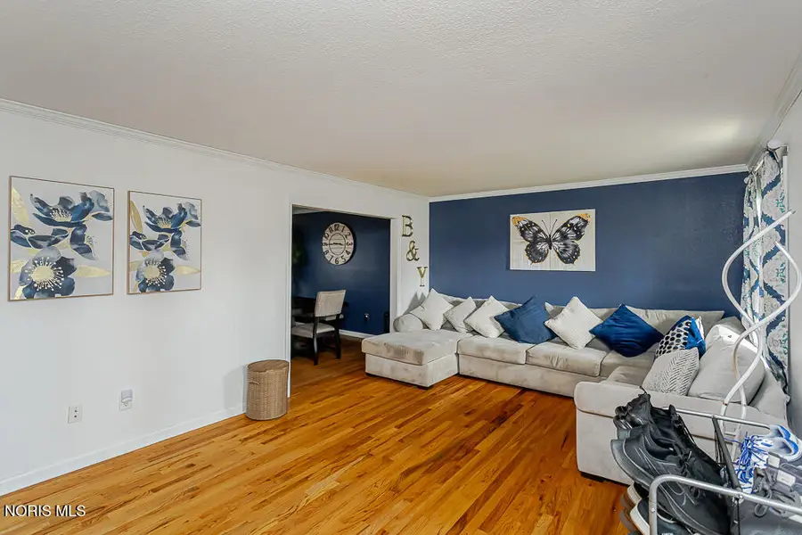 7864 Saltwood Court, Sylvania, OH 43560 - #3