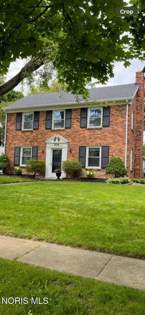 3316 Grimsby Place, Ottawa Hills, OH 43606