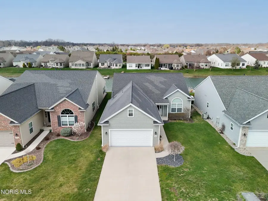 5066 Lake Breeze Lane, Maumee, OH 43537 - #3