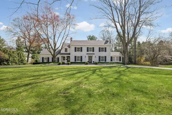 2630 Westchester Road, Ottawa Hills, OH 43615