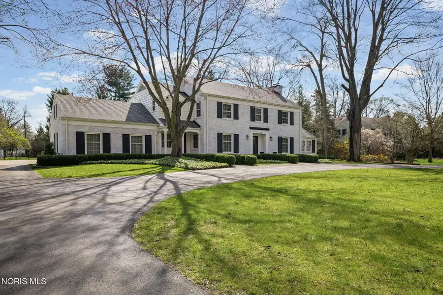 2630 Westchester Road, Ottawa Hills, OH 43615 - #2