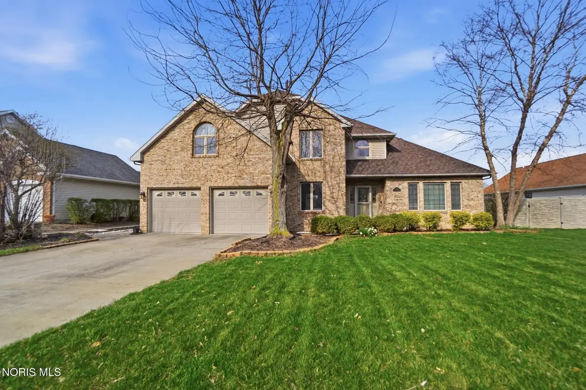 2118 S Lake Court, Findlay, OH 45840 - #1