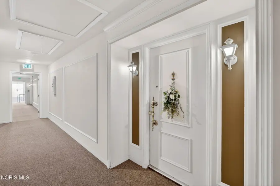 5679 Monroe St #1118, Sylvania, OH 43560 - #3