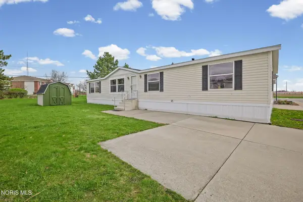 1360 Delwood Avenue, Findlay, OH 45840
