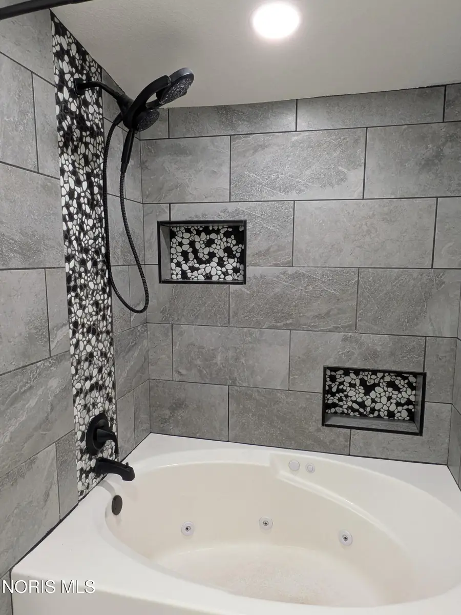 17156 Harris Road, Defiance, OH 43512 - #2