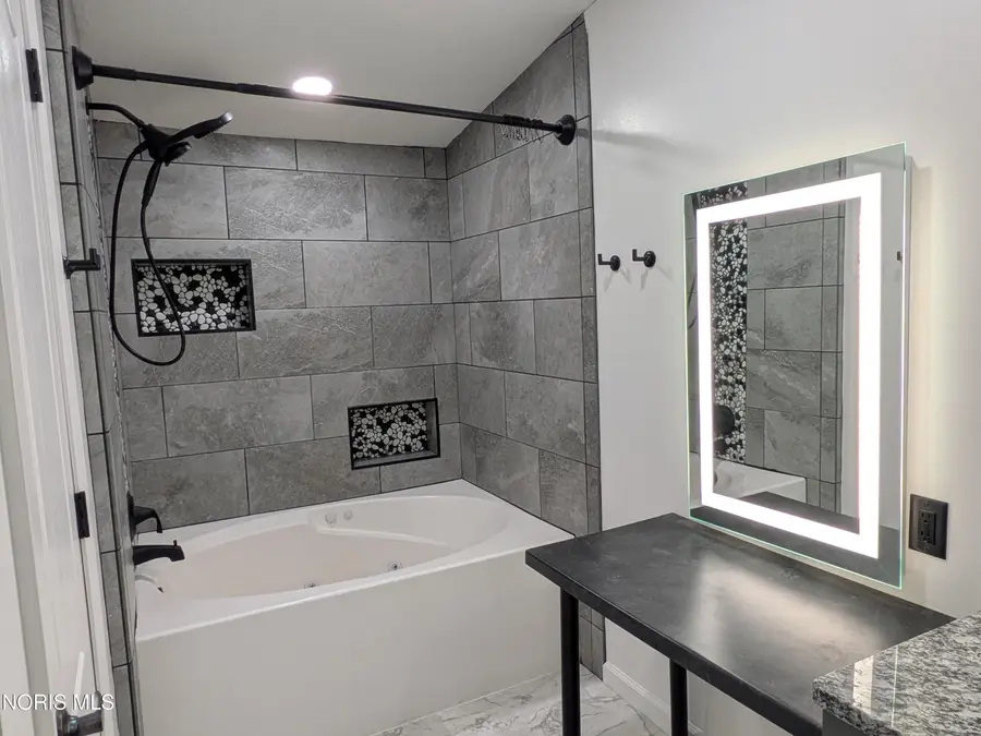 17156 Harris Road, Defiance, OH 43512 - #3