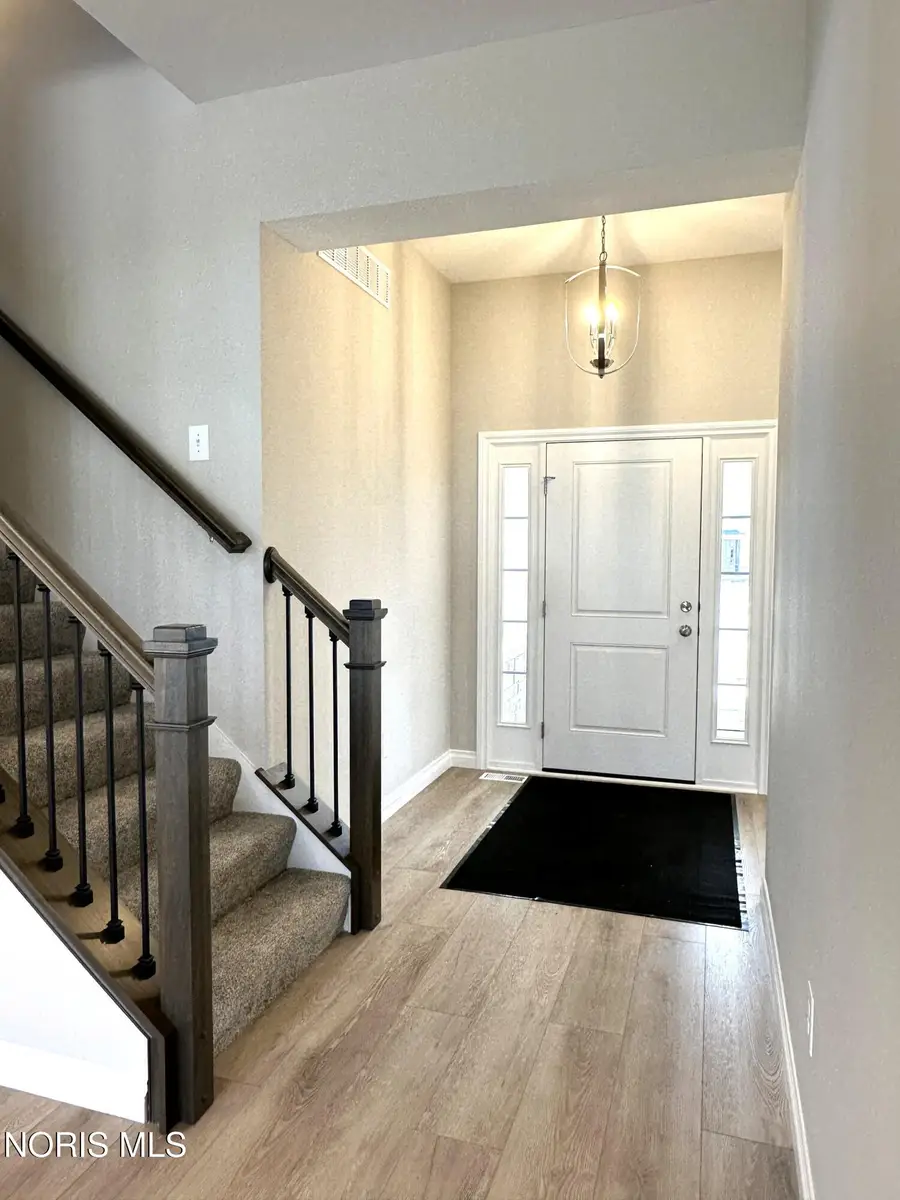 15030 Stonebridge Lane, Perrysburg, OH 43551 - #3