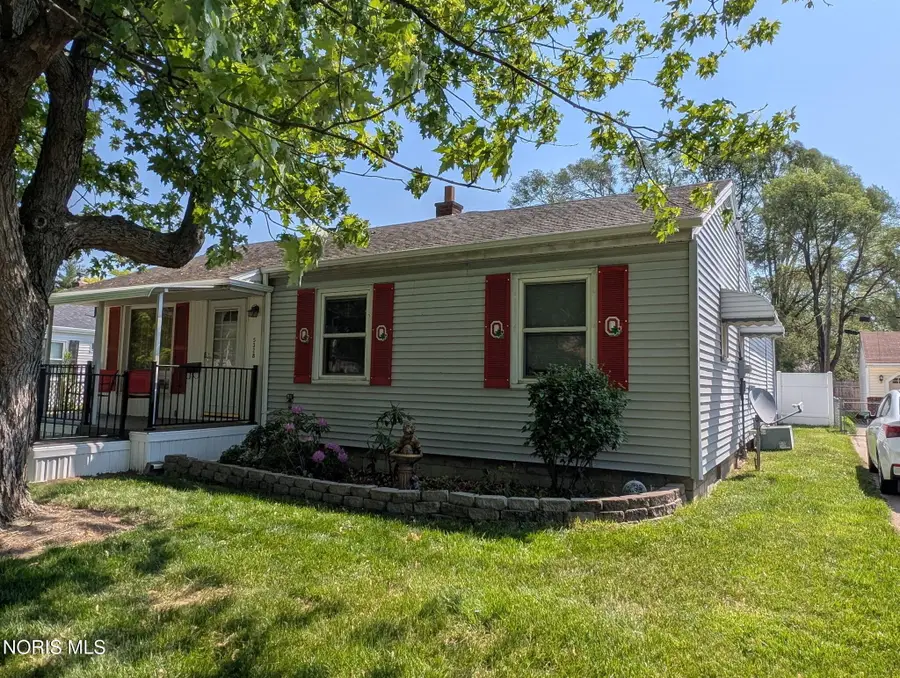 5328 Elaine Drive, Toledo, OH 43613 - #3
