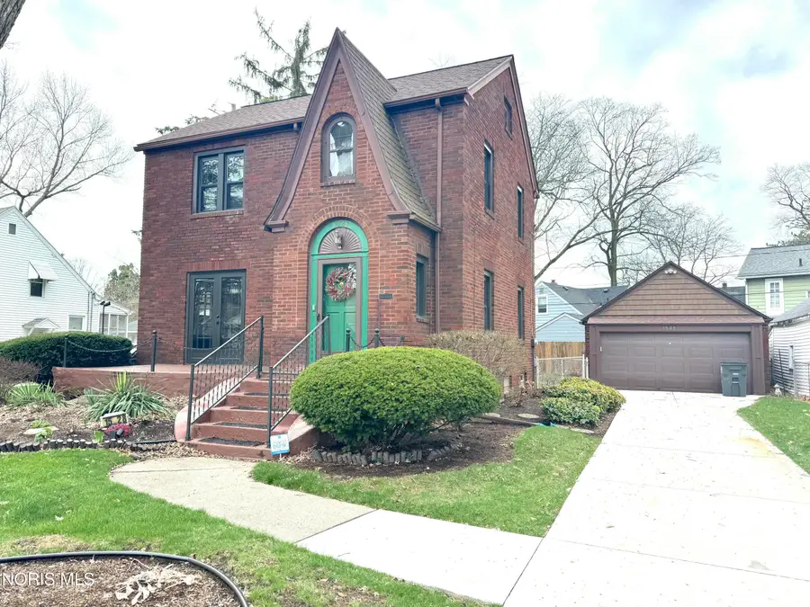 1528 Glenbrook Drive, Toledo, OH 43614 - #2