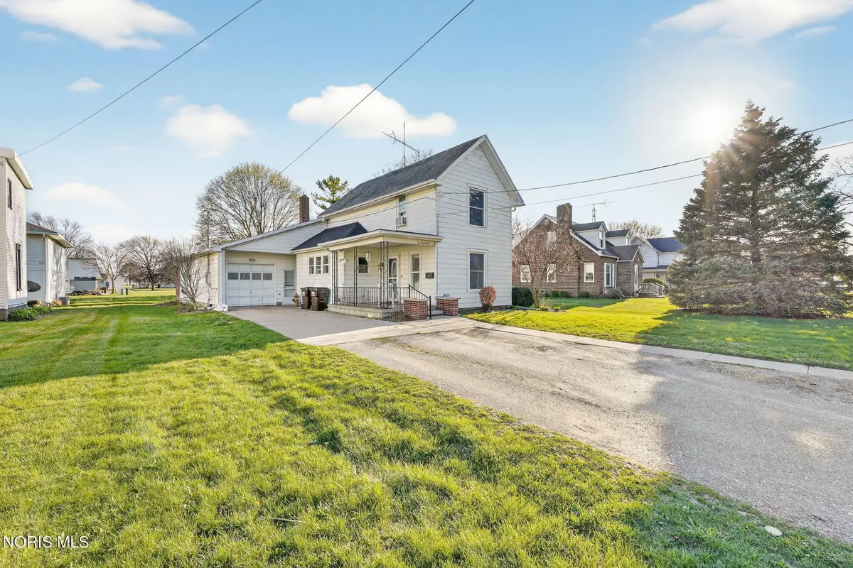 645 W Madison Street, Gibsonburg, OH 43431 - #1