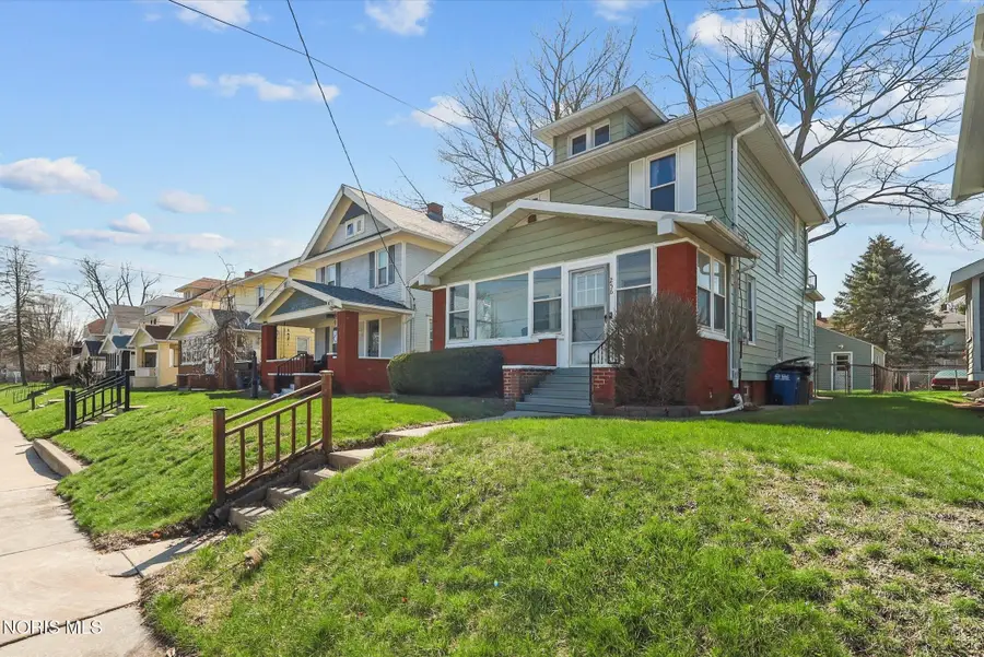 256 Decatur Street, Toledo, OH 43609 - #2
