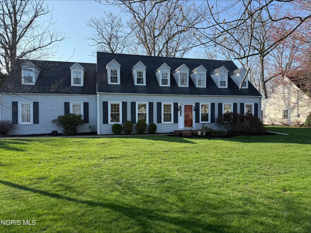 11 Old Coach Road, Bowling Green, OH 43402 - #1