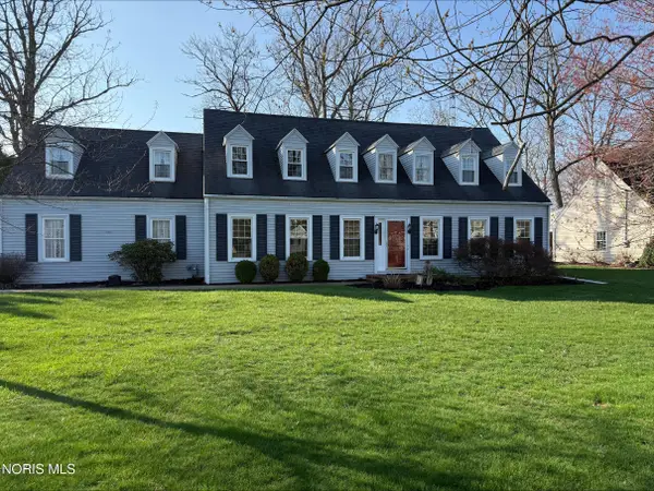 11 Old Coach Road, Bowling Green, OH 43402