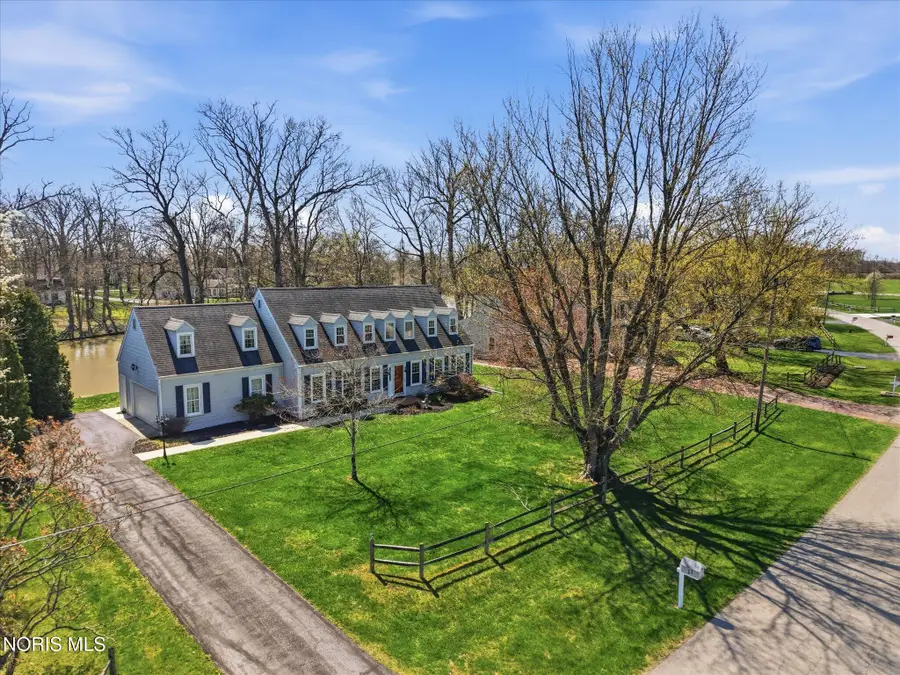 11 Old Coach Road, Bowling Green, OH 43402 - #3