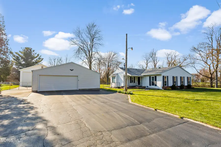 7415 Salisbury Road, Maumee, OH 43537 - #2