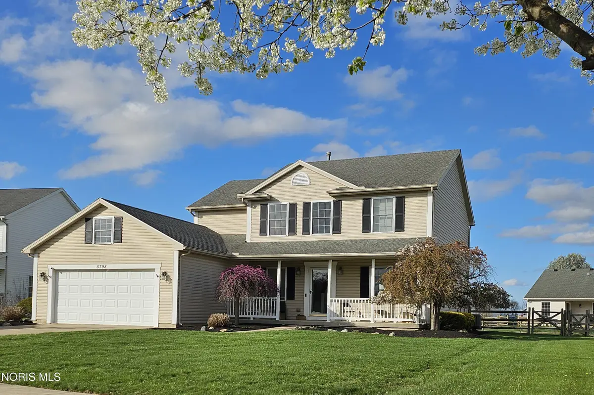 5798 Brome Circle, Walbridge, OH 43465 - #1
