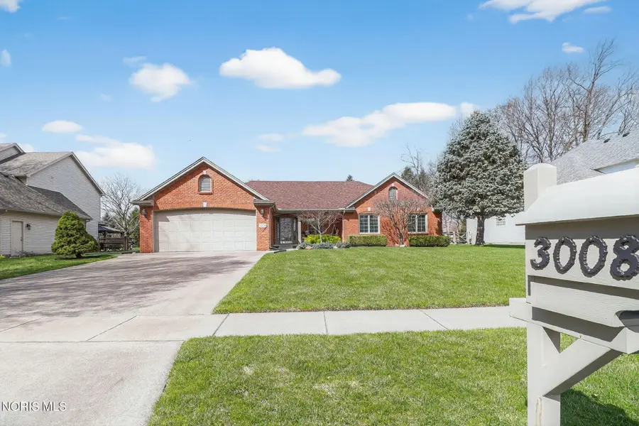 3008 Estuary Place, Maumee, OH 43537 - #2