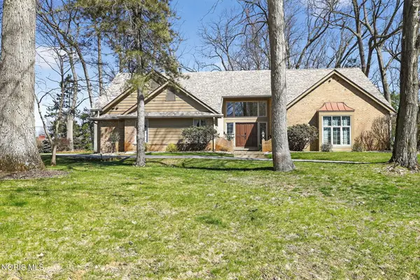 4819 Whitebirch Court, Sylvania, OH 43560